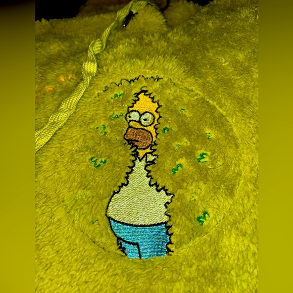 Homer Simpson hoodie and socks - Picture 3 of 11